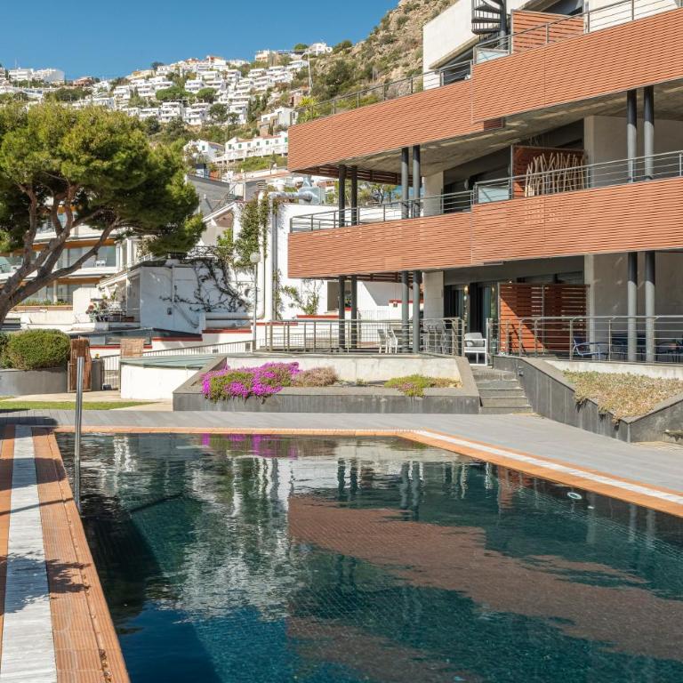 Apartamento con gran terraza delante del mar - Two-Bedroom Apartment - 20