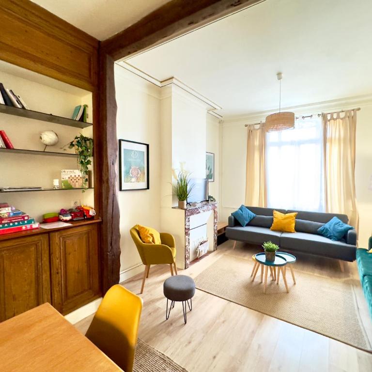 4 Ch - 10 pers - Grande Maison - Parking - Jardin - BBQ - Maison 4 Chambres - 6