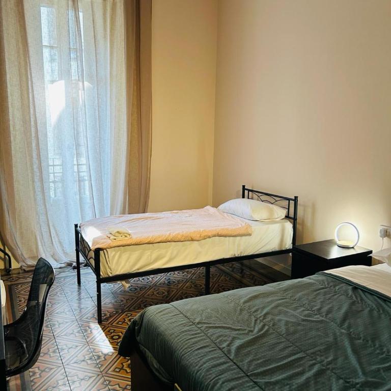 B&B Boutique - Triple Room with Shared Bathroom - 10
