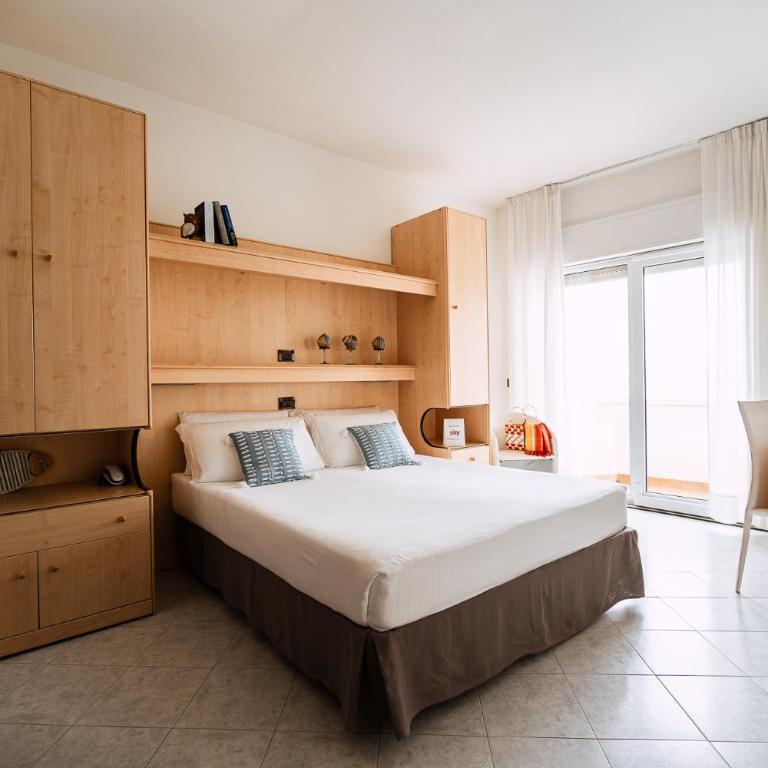 Hotel Niagara - Camera Familiare - 1