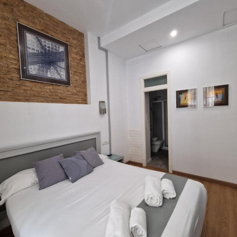 Hotel y Apartamentos Doña Lola - Habitación Doble Económica - 2