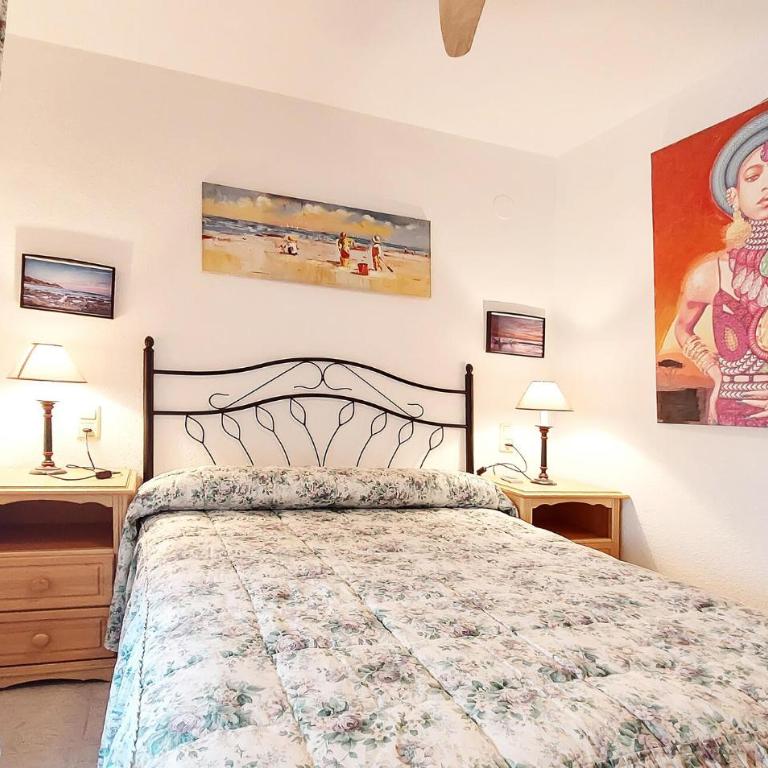 2 Bedroom Lovely Apartment In Benicàssim - Two-Bedroom Apartment - 11
