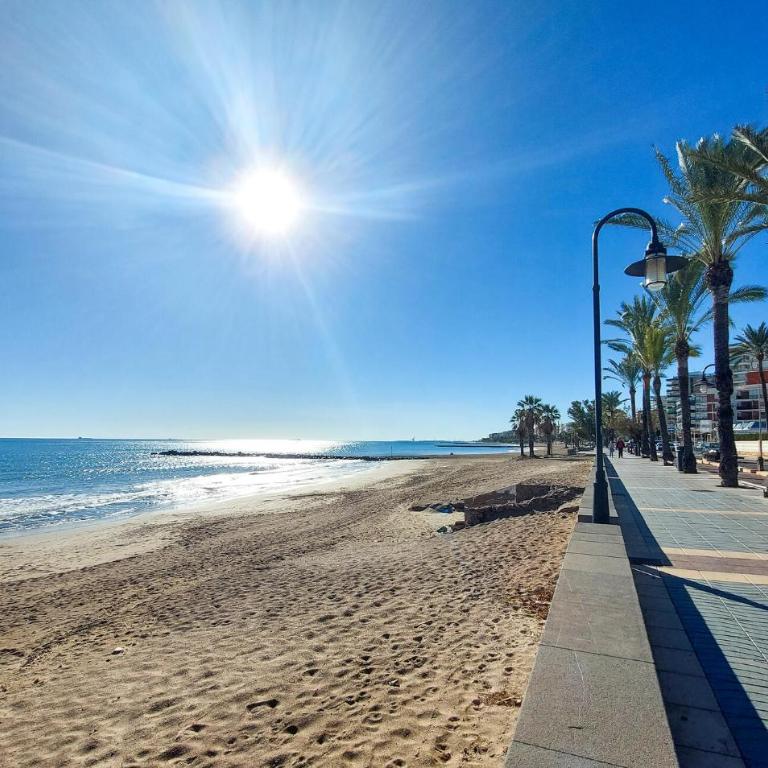 2 Bedroom Lovely Apartment In Benicàssim - Two-Bedroom Apartment - 12