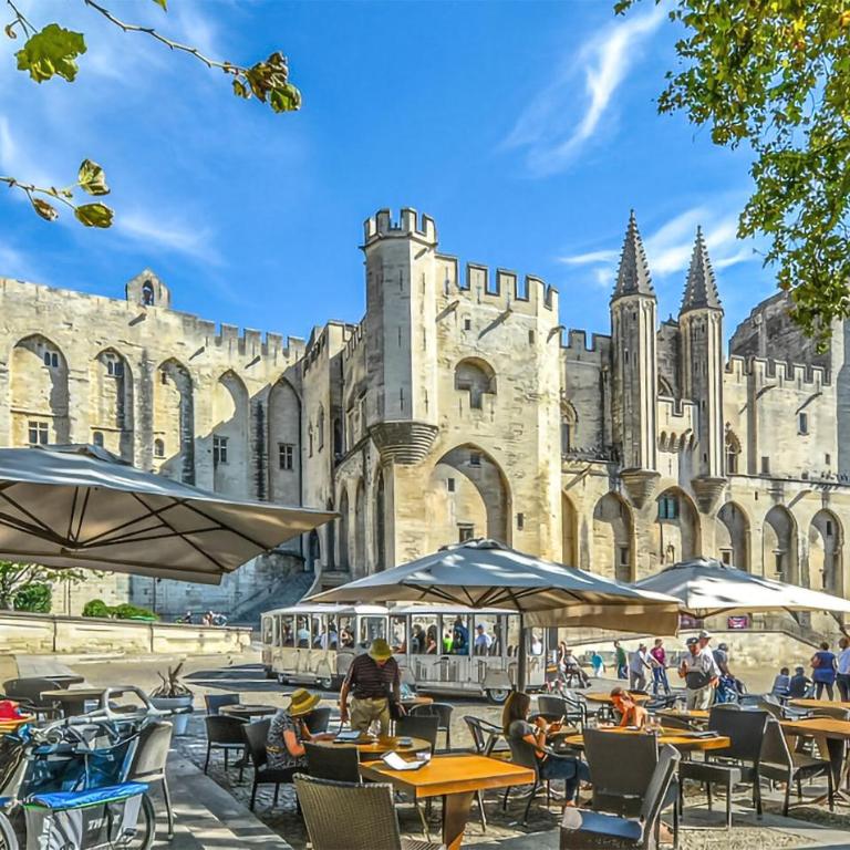 Awesome Home In Arles - Maison de Vacances 4 Chambres - 23