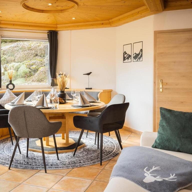 Alpin Chic - Stilvolle Ferienwohnung nahe Oberstdorf für 8 Personen - Apartment mit 3 Schlafzimmern - 5
