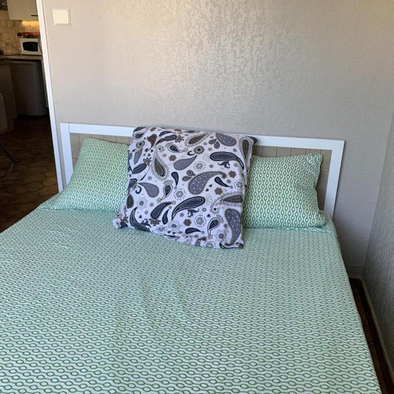 Hyères Port : T2 avec Loggia, WIFI, Parking, Climatisation, 4 Pers., Proche Plaisance - FR-1-335-164 - Apartment - 10