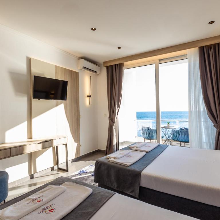 Continental Hotel - Deluks Soba sa Bračnim Krevetom/Zasebnim Krevetima i Pogledom na More - 14
