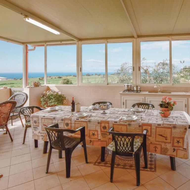 3 Bedroom Cozy Home In Ragusa - Casa Vacanze con 3 Camere da Letto - 2