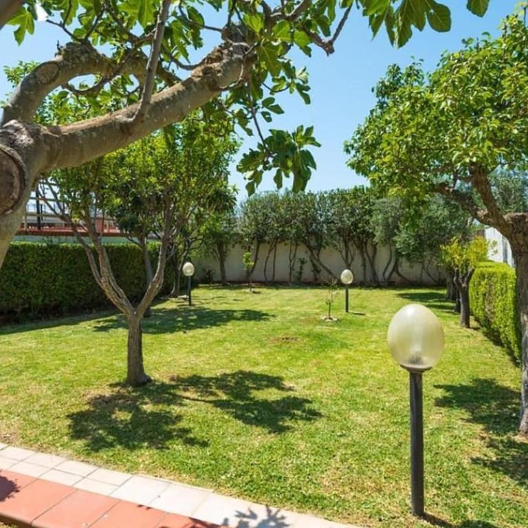Lovely Home In Marina Di Ragusa - Five-Bedroom Holiday Home - 5