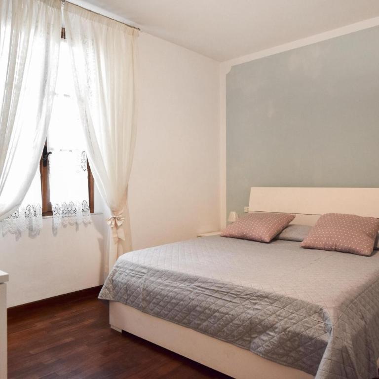 Bella Casa A Camaiore Con Cucina - Casa Vacanze con 4 Camere da Letto - 4
