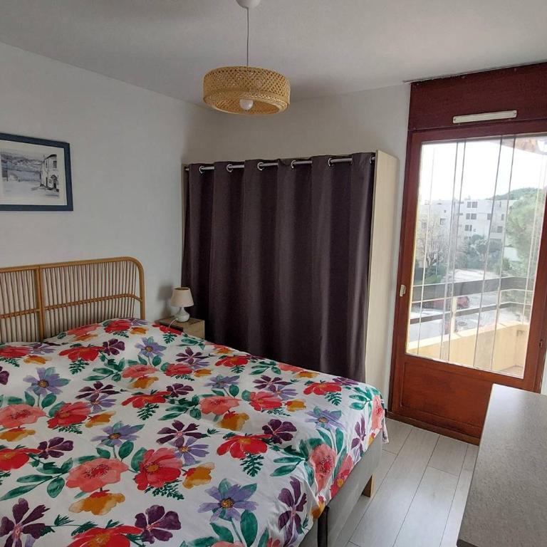 T2 climatisé 3* avec Loggia, Parking sécurisé, WiFi, proche plage - Bormes-les-Mimosas - FR-1-610-98 - Appartement - 7