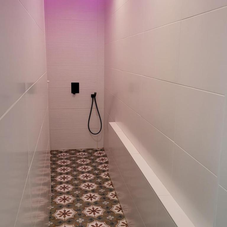 Martroi - Cœur de Ville - 3 pièces 80 m2 TV - Internet haut débit - loisirs et affaires - Two-Bedroom Apartment - 13