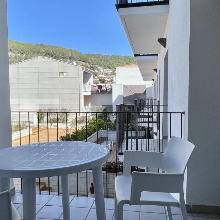 Darsena B 2-5 - Apartment with Pool View - 5