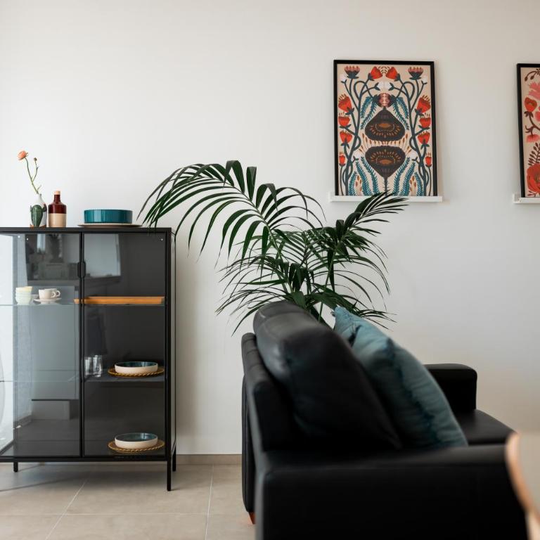 Silvia’s Home - One-Bedroom Apartment - 29
