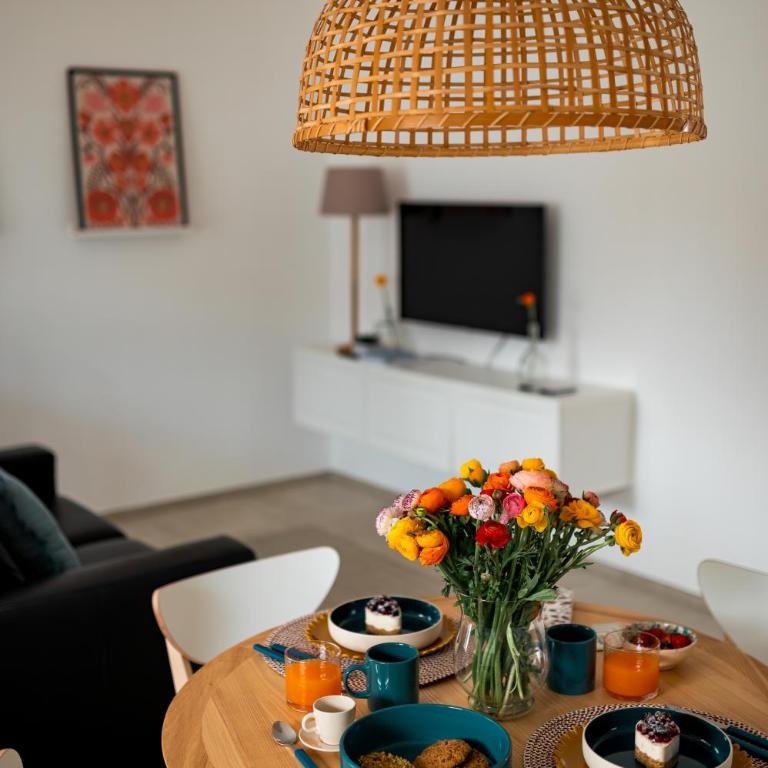 Silvia’s Home - One-Bedroom Apartment - 32