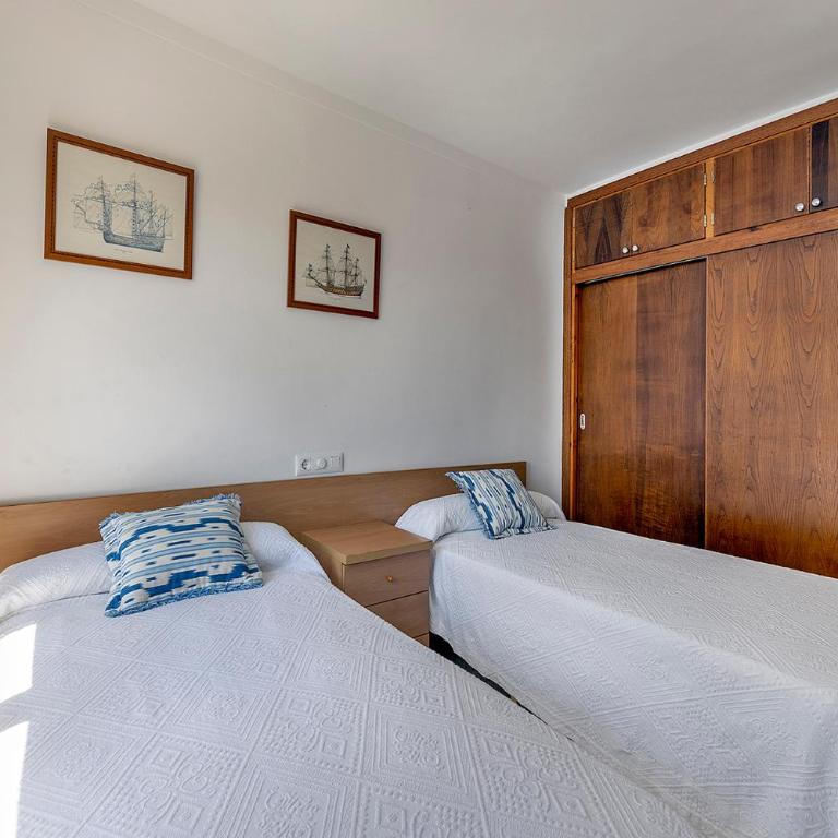 Llenaire 1, sea view, pool, wifi - Apartamento de 3 dormitorios - 10