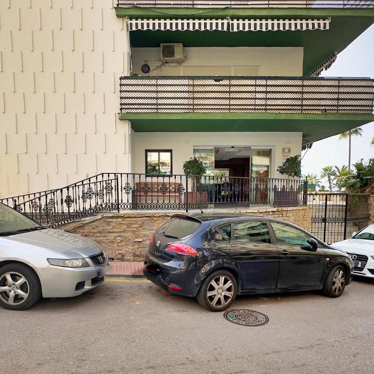 Mediterraneo 508. Fantastic Studio on the Beachfront with Sea Views. - Studio - 20