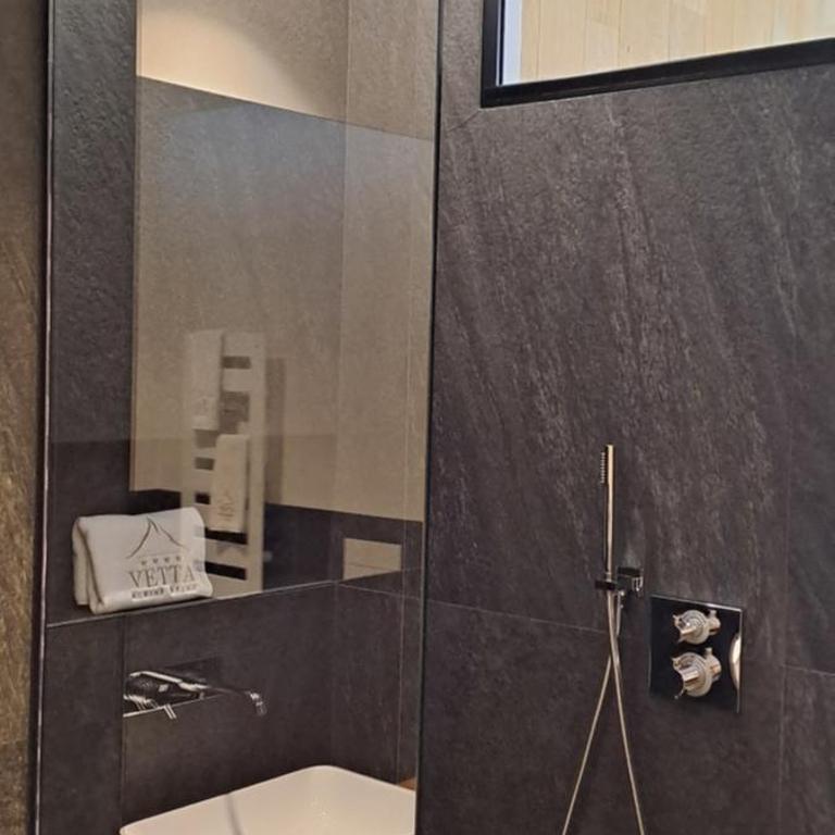 Vetta Alpine Relax - Junior Suite con Sauna - 12