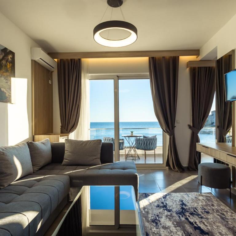 Continental Hotel - Deluks Dvokrevetni Studio sa Bračnim Krevetom - 28