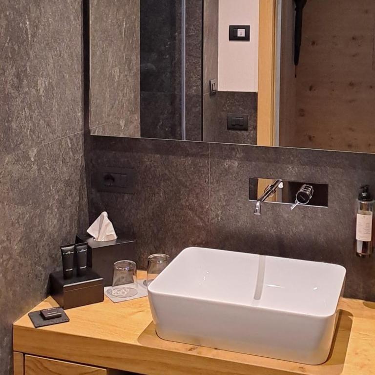Vetta Alpine Relax - Junior Suite con Doccia Sensoriale - 11
