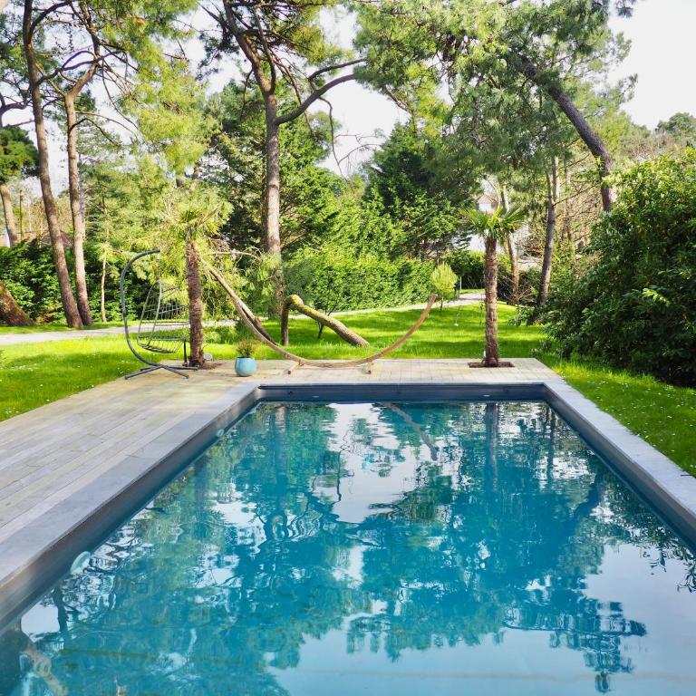 Villa avec piscine au coeur de la forêt - Villa - 4