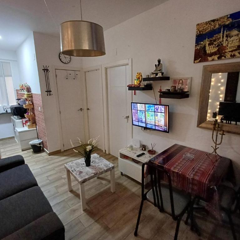 room en madrid pacifico - Triple Room - 1