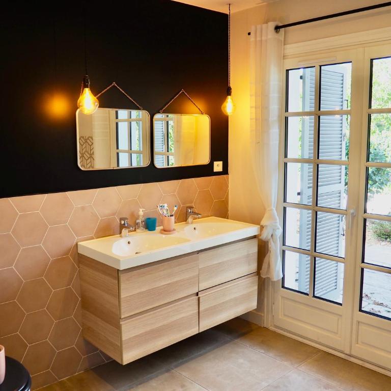 Villa avec piscine au coeur de la forêt - Villa - 18