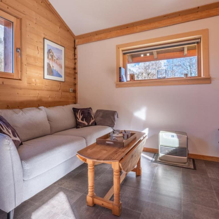 Alpine Escape Facing the Aiguille du Midi - Chalet - 1