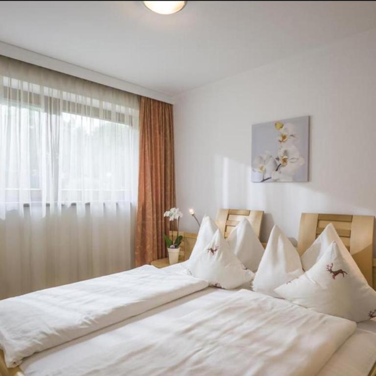 Haus Beer - Doppelzimmer mit Dusche - 12