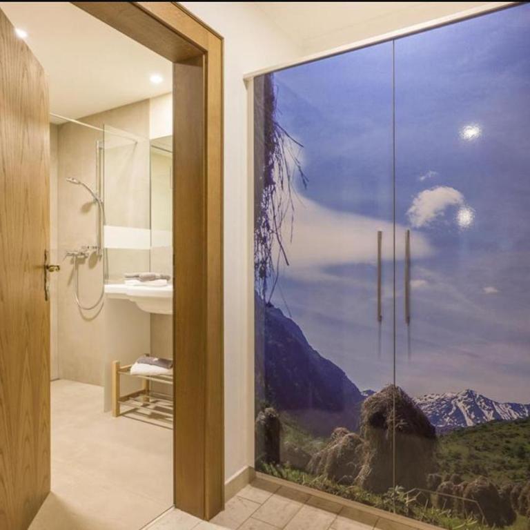 Haus Beer - Doppelzimmer mit Dusche - 13