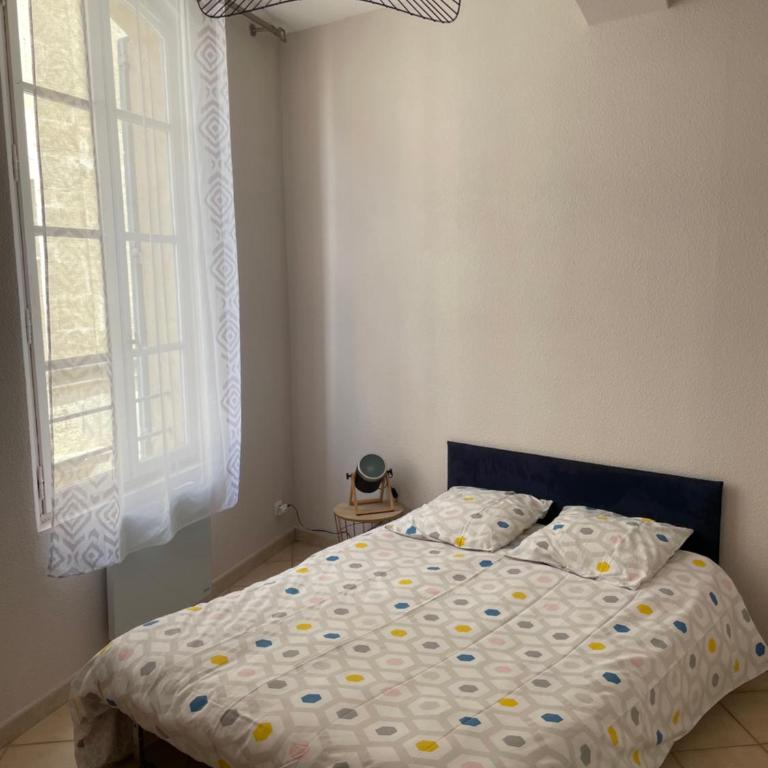 Arles appartement en plein centre historique - Two-Bedroom Apartment - 9