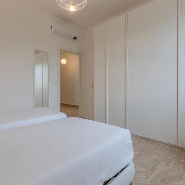 GuestHost - Ferrara Il Castello Dazzling Apartment - Two-Bedroom Apartment - 16