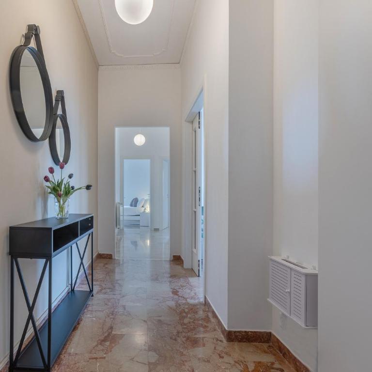 GuestHost - Ferrara Il Castello Dazzling Apartment - Two-Bedroom Apartment - 17