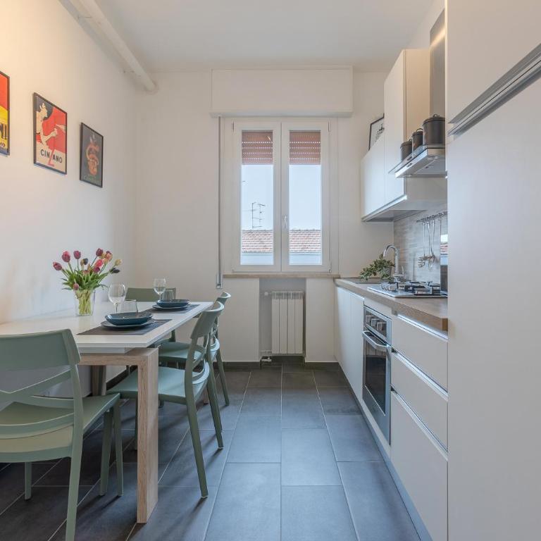 GuestHost - Ferrara Il Castello Dazzling Apartment - Two-Bedroom Apartment - 5