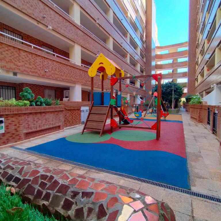 ACV - Costa Marfil I-2ª linea planta 4 norte - Apartamento de 2 dormitorios - 15