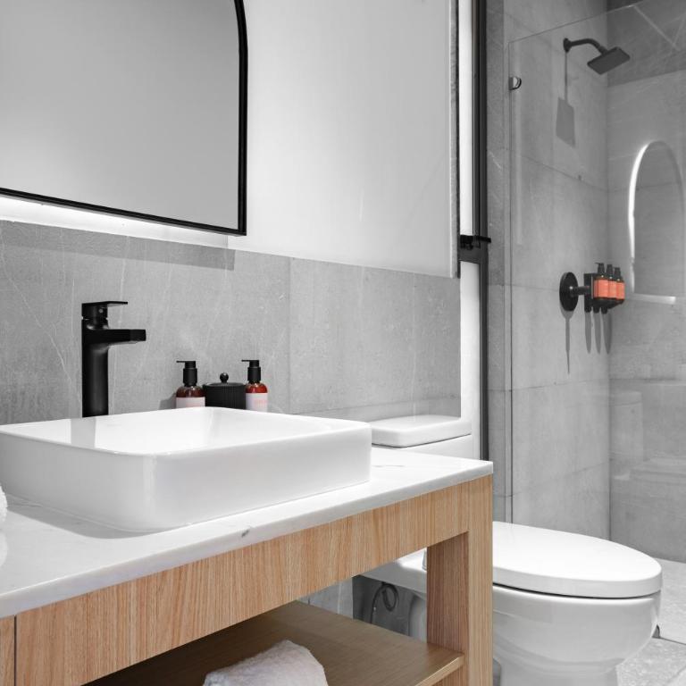 Casa Cibeles by Lumina - Studio with Balcony - 6