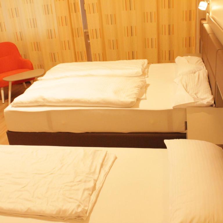 Isar City Hotel - Family Room with Shower - 15
