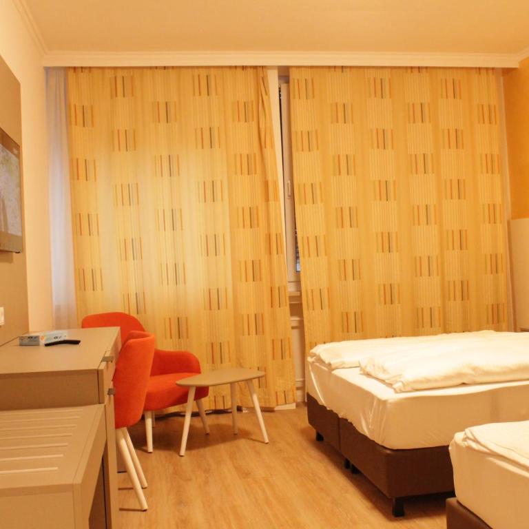 Isar City Hotel - Family Room with Shower - 5