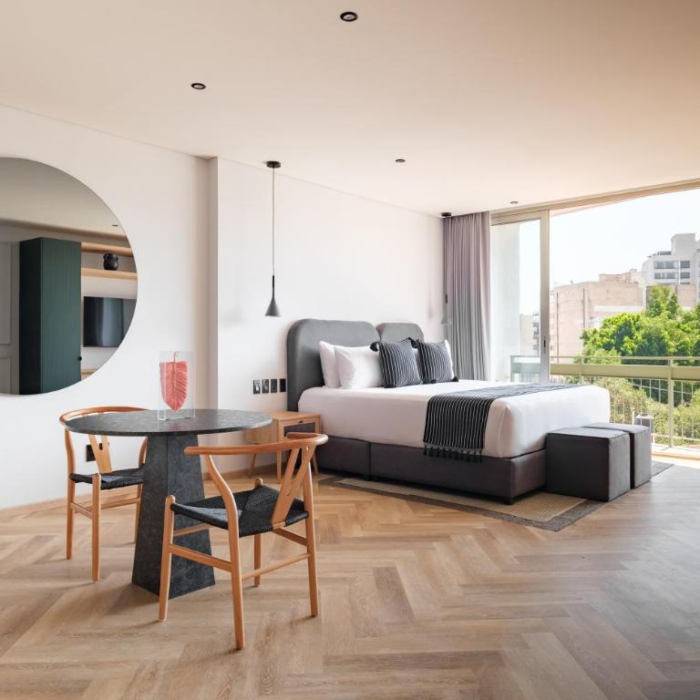 Casa Cibeles by Lumina - Studio with Balcony - 2