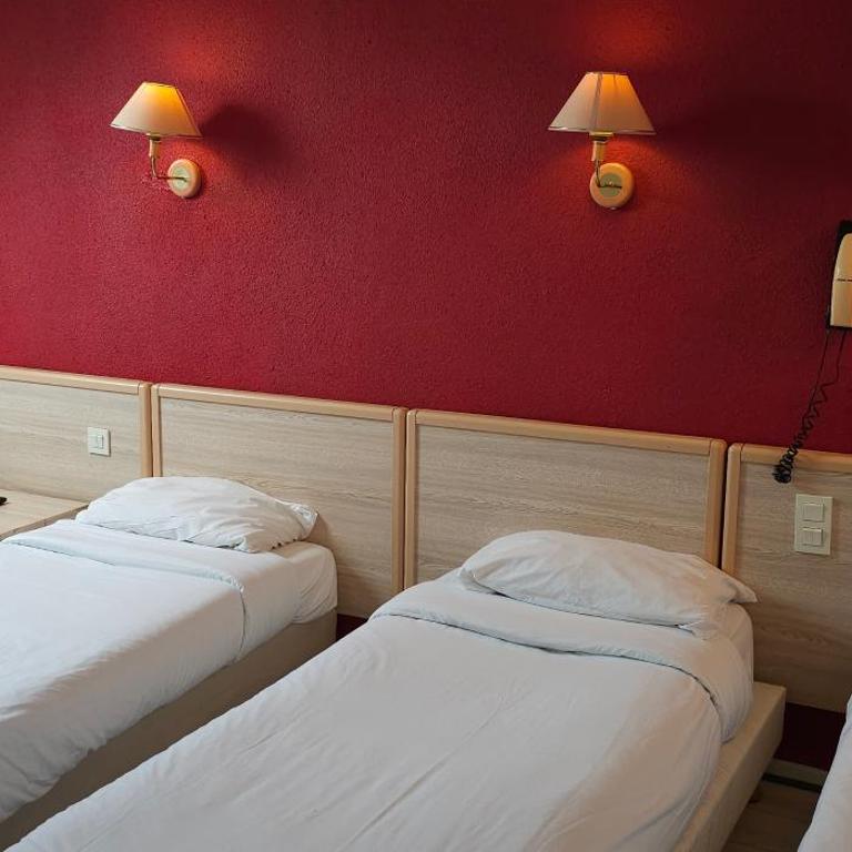 Hotel CÖRONA Lourdes - Chambre Quadruple - 9