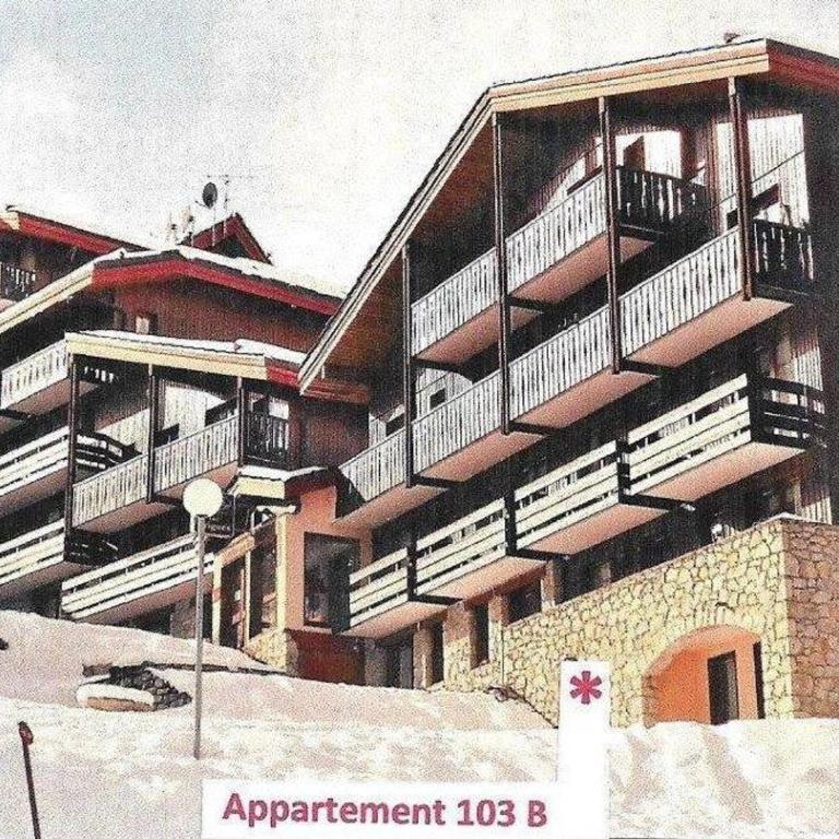 Appartement rénové 2 pièces, proche piste ski, parking inclus - Appartement 1 Chambre - 9