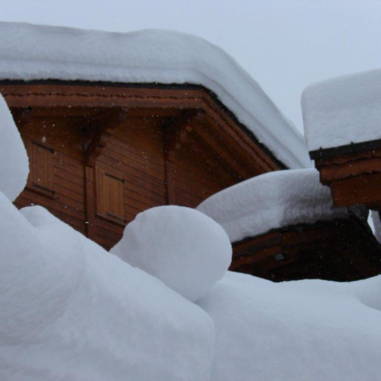 Appartement rénové 2 pièces, proche piste ski, parking inclus - Appartement 1 Chambre - 11
