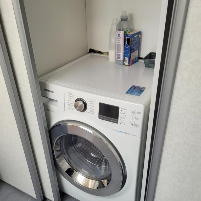 Appartements Au Cros De Cagnes - Appartement Mansardé sans Balcon - 30