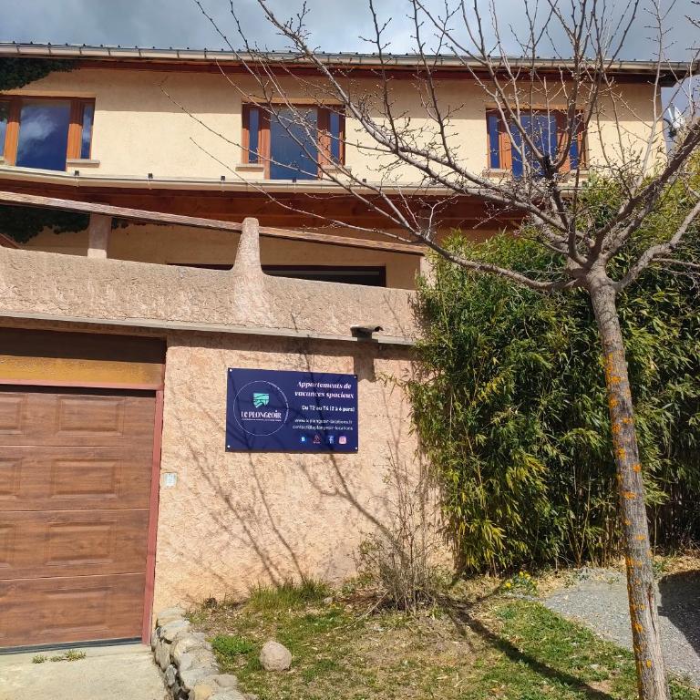 Le Cosy du Plongeoir - T2 neuf avec vue sur le lac de Serre Ponçon et grande terrasse avec jardin - Appartement 1 Chambre - 30