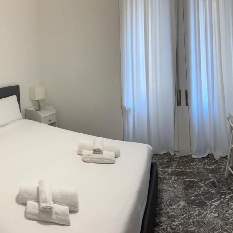 A casa di Bi - Camera Matrimoniale con Bagno Privato Esterno - 2