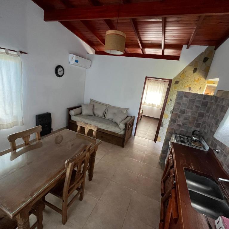 Ayres de Cobo - One-Bedroom House - 4