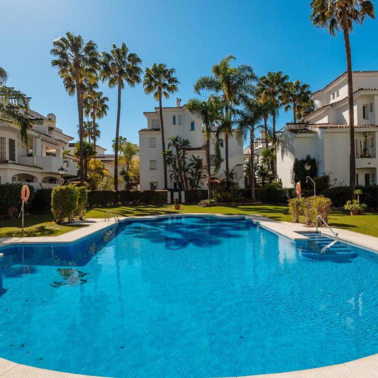 Apartment in Marbella near Golf and Beach - Three-Bedroom Apartment - 30