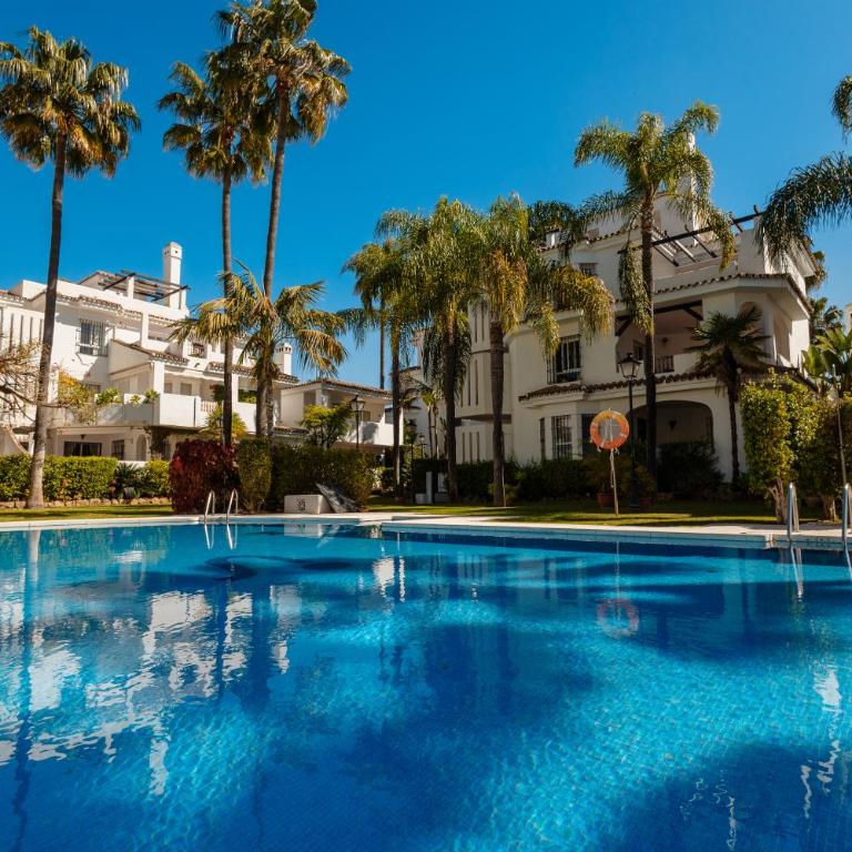 Apartment in Marbella near Golf and Beach - Three-Bedroom Apartment - 28