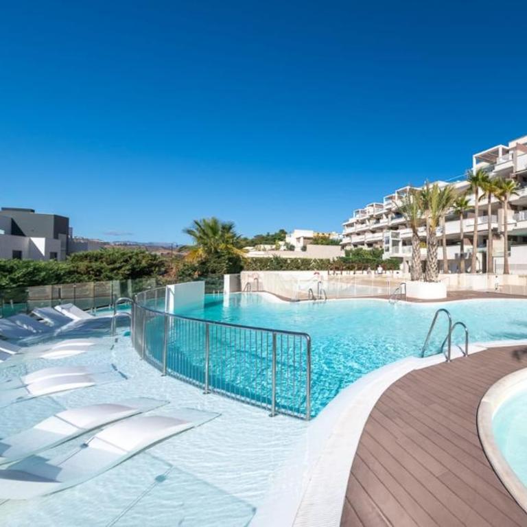 Luxury 4-Bedroom Penthouse with Panoramic Sea Views in La Cala de Mijas - Apartamento - 22