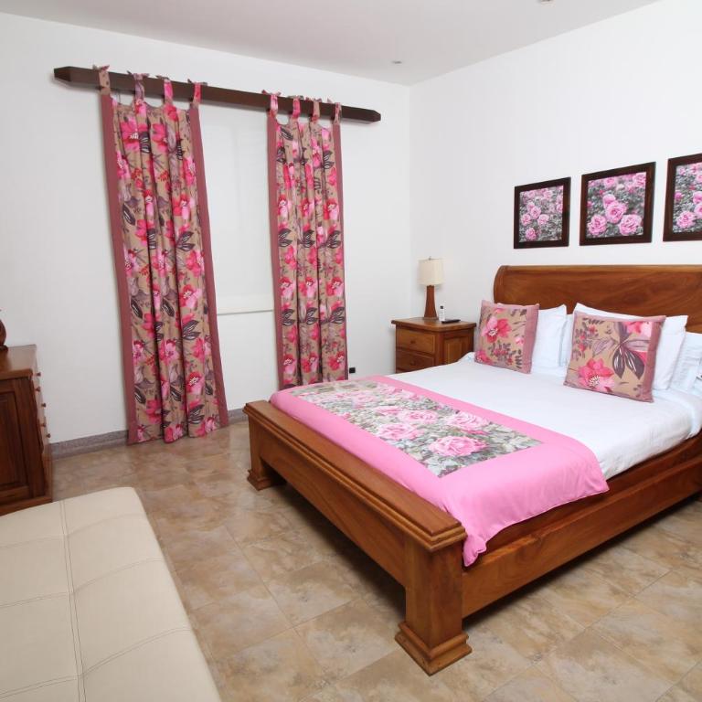 Amazilia Hotel - Superior Queen Room - 1